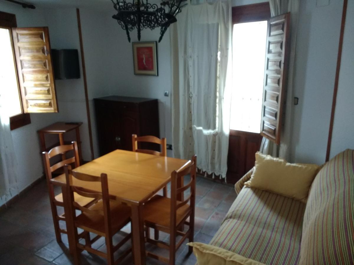 Apartamentos Asador De La Plaza Vieja Касорла Екстер'єр фото